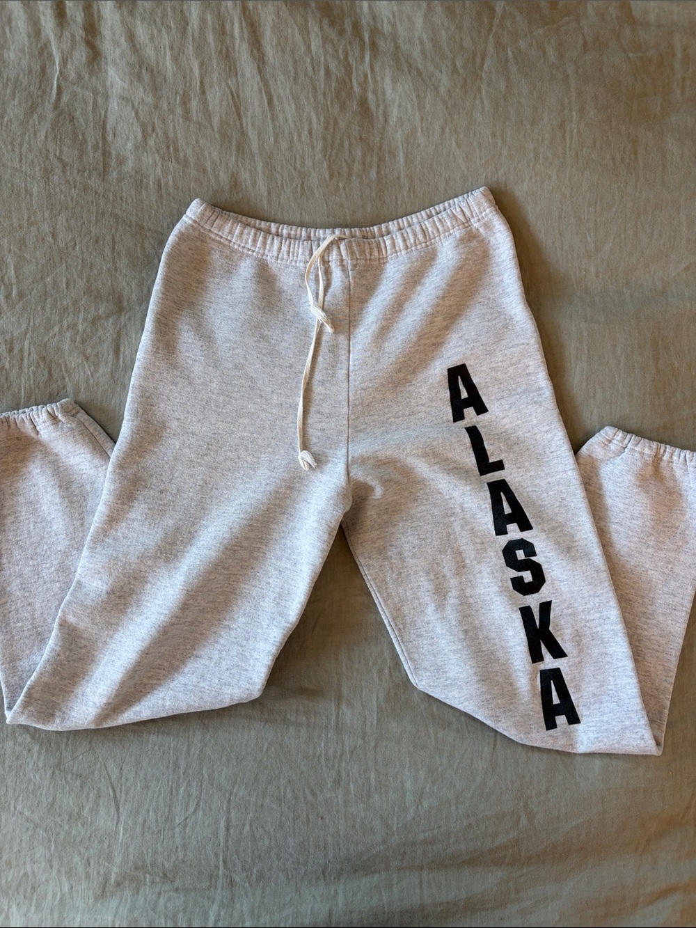 Vintage Russell Athletic Heather Gray 'Alaska' Sweatpants - Cozy Joggers